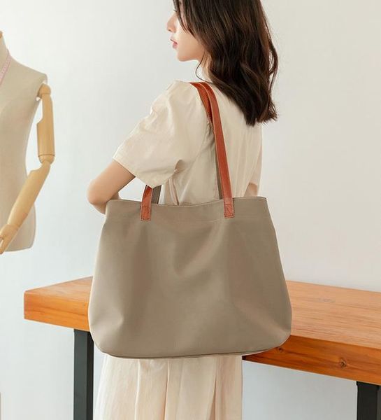 large bag female leisure new nylon oxford cloth large capacity tote bag wild shoulder bag tide canvas handbag
large bag female leisure new nylon oxford cloth large capacity tote bag wild shoulder bag tide canvas handbag