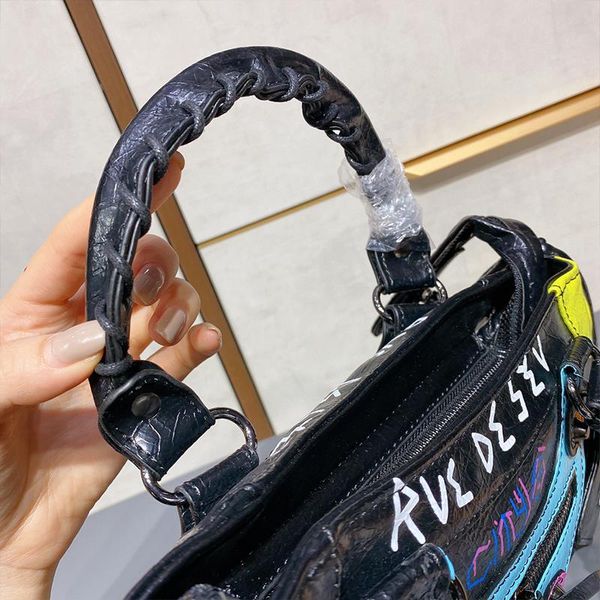 limited bag handbags with luxurys designers edition france 2021 street mirror europe trend black art graffiti fashion women crossbody rxqip
limited bag handbags with luxurys designers edition france 2021 street mirror europe trend black art graffiti fashion women crossbody rxqip