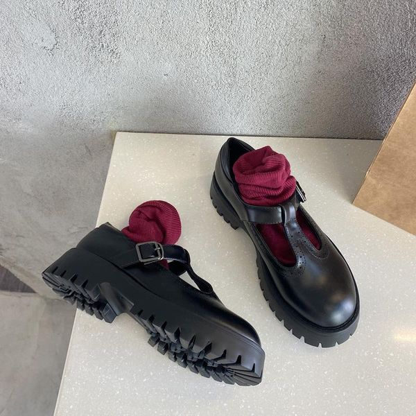 dress shoes boussac t strap platform mary janes women british style black punk carved goth round toe high heel pumps
dress shoes boussac t strap platform mary janes women british style black punk carved goth round toe high heel pumps