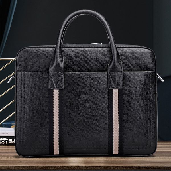briefcase 2021 men's business leather handbag one shoulder computer bag horizontal large capacity 
briefcase 2021 men's business leather handbag one shoulder computer bag horizontal large capacity