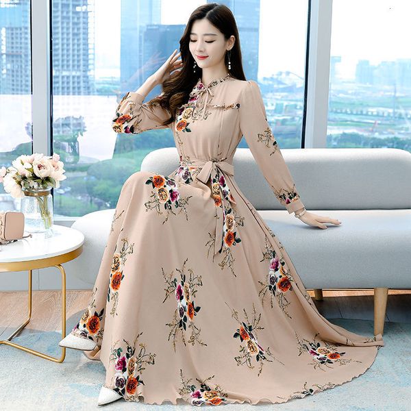 casual drs temperament drs godds model 2021 spring and autumn large size slim waist long sleeve big swing floral chiffon drs, Black;gray
casual drs temperament drs godds model 2021 spring and autumn large size slim waist long sleeve big swing floral chiffon drs, Black;gray