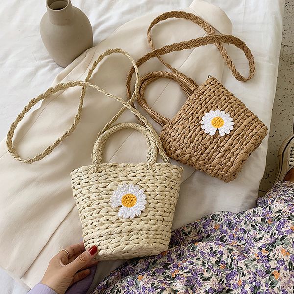 female small daisy straw bag portable new 2020 messenger hand-woven style bucket summer ethnic wave ekwcl
female small daisy straw bag portable new 2020 messenger hand-woven style bucket summer ethnic wave ekwcl