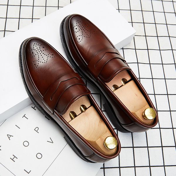 464748 size all-match korean pointed leather shoes mens cross-border large size mens leather shoes british brogue mens casual leather shoes, Black
464748 size all-match korean pointed leather shoes mens cross-border large size mens leather shoes british brogue mens casual leather shoes, Black