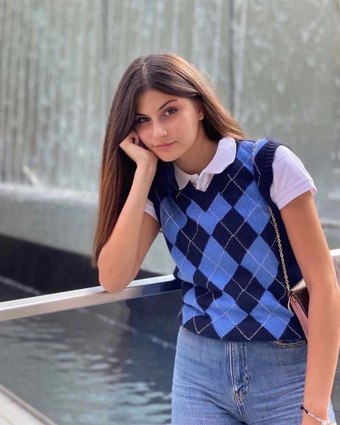 90s beige green argyle plaid knitted sweater vest preppy style korean clothing cool girl v neck sleeveless jumper y2k knitwear, White;black
90s beige green argyle plaid knitted sweater vest preppy style korean clothing cool girl v neck sleeveless jumper y2k knitwear, White;black
