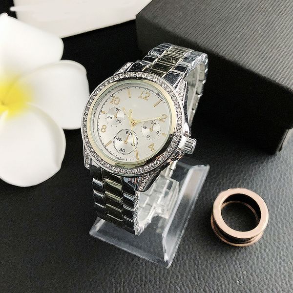brand new jewelry simple, distinguished and charming watch waterproof 10m zircon watch
brand new jewelry simple, distinguished and charming watch waterproof 10m zircon watch