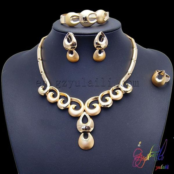 earrings & necklace 2021 american latest fashionable elegant jewellery sets gold color rhinestone for women, Silver
earrings & necklace 2021 american latest fashionable elegant jewellery sets gold color rhinestone for women, Silver