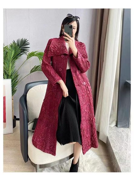 women's trench coats miyake fold drape plus cotton windbreaker autumn style korean temperament high-end over-the-knee coat, Tan;black
women's trench coats miyake fold drape plus cotton windbreaker autumn style korean temperament high-end over-the-knee coat, Tan;black