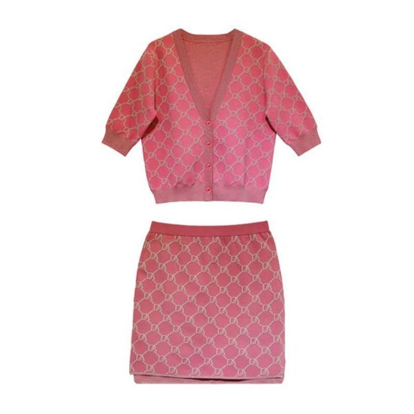 perhaps u women two pieces set pink half sleeve cardingan mini skirt v neck knitted t0206, Gray
perhaps u women two pieces set pink half sleeve cardingan mini skirt v neck knitted t0206, Gray