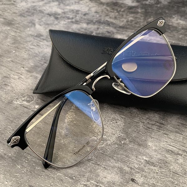 crosin 526 pure titanium glasses super light fashion box men's and women's large face personalized eyeglass frame, White;black
crosin 526 pure titanium glasses super light fashion box men's and women's large face personalized eyeglass frame, White;black