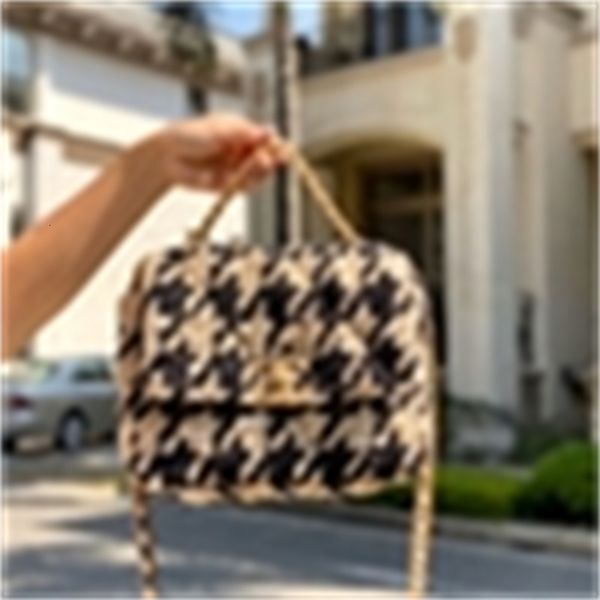 autumn series houndstooth flap bag women handbags iconic bags handles shoulder bags totes cross body
autumn series houndstooth flap bag women handbags iconic bags handles shoulder bags totes cross body