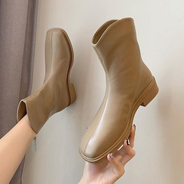 boots rock shoes woman lady luxury designer round toe boots-women flat heel rubber mid calf low mid-calf fashion 2021, Black
boots rock shoes woman lady luxury designer round toe boots-women flat heel rubber mid calf low mid-calf fashion 2021, Black