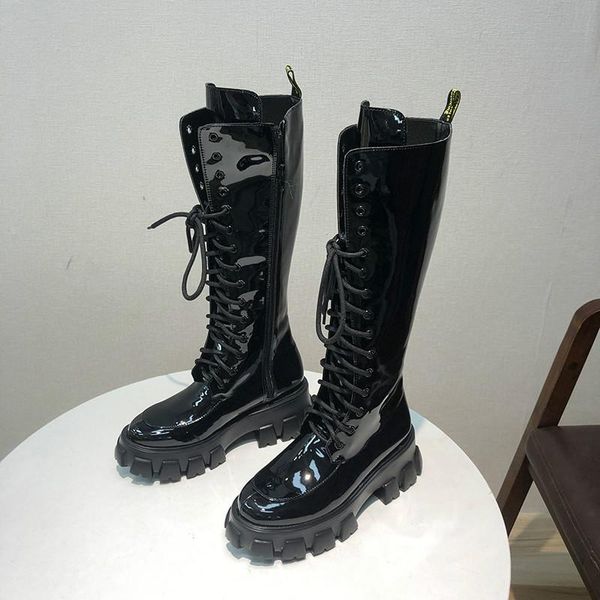 boots deat 2021 autumn winter fashion casual women high round head thick bottom versatile front lace up british style sh614, Black
boots deat 2021 autumn winter fashion casual women high round head thick bottom versatile front lace up british style sh614, Black