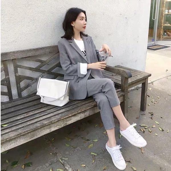 women's suits & blazers suit 2021 autumn and winter fashion casual temperament loose wild double-breasted small trousers two-piece, White;black
women's suits & blazers suit 2021 autumn and winter fashion casual temperament loose wild double-breasted small trousers two-piece, White;black