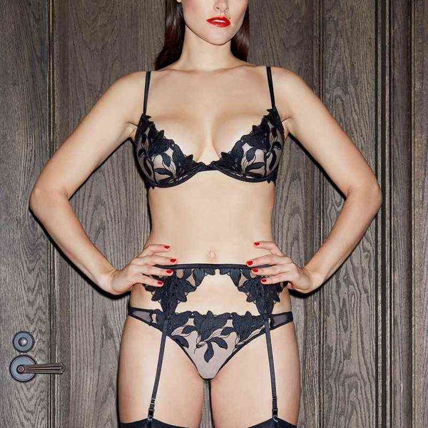 nxy set embroidery underwear women three-dimensional mesh stitching bra ultra-thin femmes lingerie set 1202, Red;black
nxy set embroidery underwear women three-dimensional mesh stitching bra ultra-thin femmes lingerie set 1202, Red;black