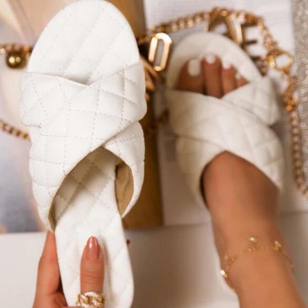 spring and summer new women's shoes fashion flat sandals and slippers leisure beach outdoor flip flops flip flops, Black
spring and summer new women's shoes fashion flat sandals and slippers leisure beach outdoor flip flops flip flops, Black