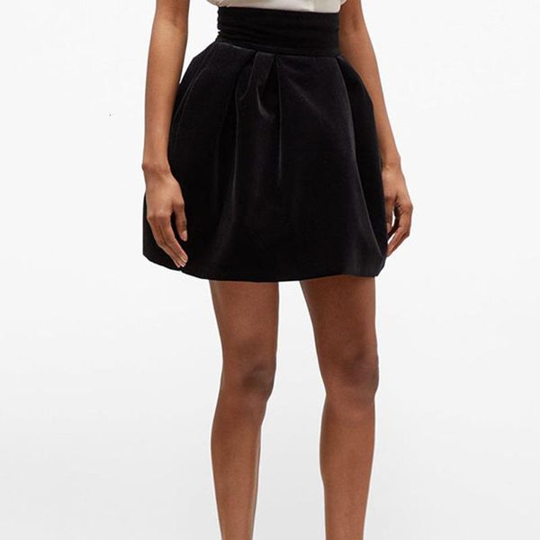 skirts 2021 personalized velvet puffy skirt fashionable temperament waist luxury pleated umbrella commuter lady high, Black
skirts 2021 personalized velvet puffy skirt fashionable temperament waist luxury pleated umbrella commuter lady high, Black