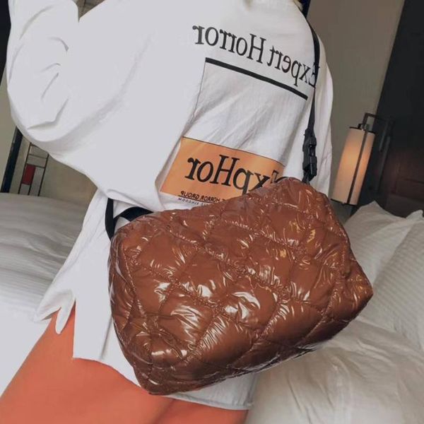 cross body fashion space cotton women's shoulder bag fuffy leathers crossbody bags for women 2021 designer large capacity purse
cross body fashion space cotton women's shoulder bag fuffy leathers crossbody bags for women 2021 designer large capacity purse