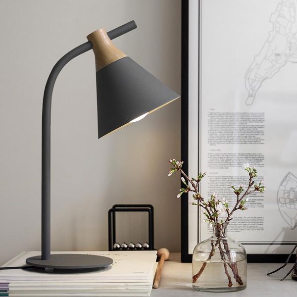 nordic minimalist bedroom lamp eye protection creative desk bedside study children learning macaron table light yhj122006
nordic minimalist bedroom lamp eye protection creative desk bedside study children learning macaron table light yhj122006