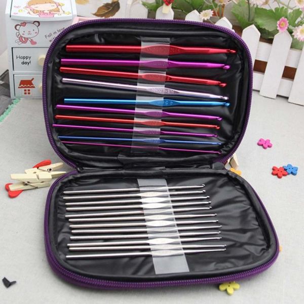 22 pcs/set ergonomic multi colour stainless steel crochet hooks yarn knitting needles 2-8mm sewing tools with case, Black
22 pcs/set ergonomic multi colour stainless steel crochet hooks yarn knitting needles 2-8mm sewing tools with case, Black