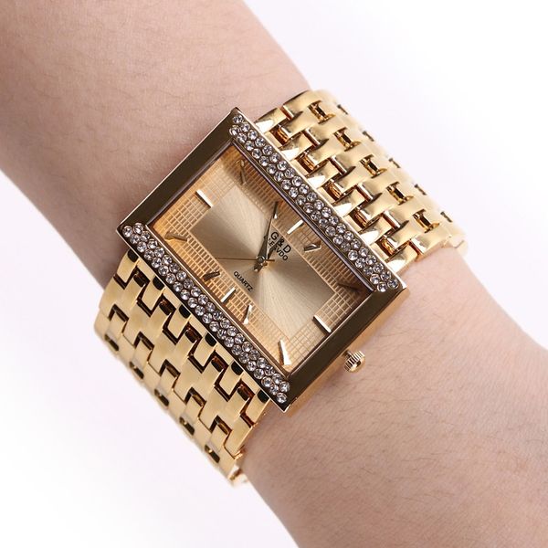 new 2021 brand new stainless steel chain fashion gold watch women wristwatches quartz watchesg, Slivery;brown
new 2021 brand new stainless steel chain fashion gold watch women wristwatches quartz watchesg, Slivery;brown