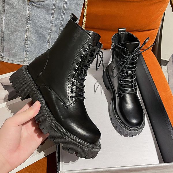 autumn and winter 2021 pure color korean leather british fashion martin boot's boots, Black
autumn and winter 2021 pure color korean leather british fashion martin boot's boots, Black