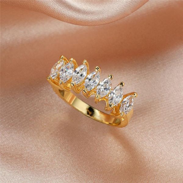 wedding rings luxury female white crystal stone ring vintage yellow gold for women promise bride leaf zircon engagement, Slivery;golden 
wedding rings luxury female white crystal stone ring vintage yellow gold for women promise bride leaf zircon engagement, Slivery;golden