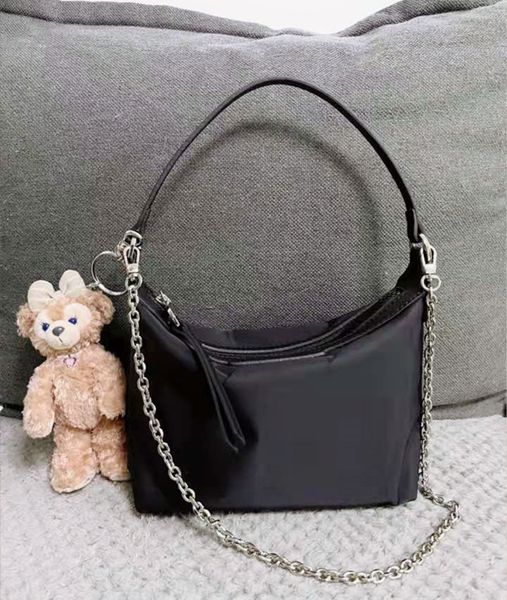 designer bags 2021 new leather underarm oxford cloth versatile small square letter envelope mi portable shoulder women's bag
designer bags 2021 new leather underarm oxford cloth versatile small square letter envelope mi portable shoulder women's bag