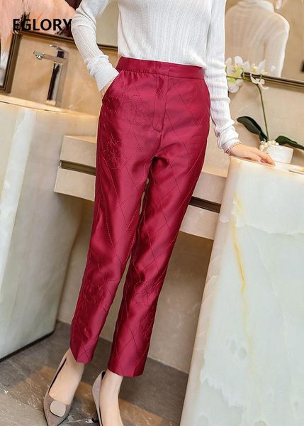 women's pants & capris 2021 autumn winter women exquisite embroidery skinny leggings wine red black female basic pant, Black;white
women's pants & capris 2021 autumn winter women exquisite embroidery skinny leggings wine red black female basic pant, Black;white