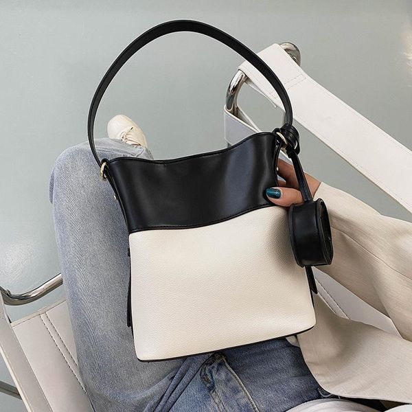 evening bags bucket splicing for small pu women leather 2021 trend shoulder handbags designer women's crossbody hand bag
evening bags bucket splicing for small pu women leather 2021 trend shoulder handbags designer women's crossbody hand bag