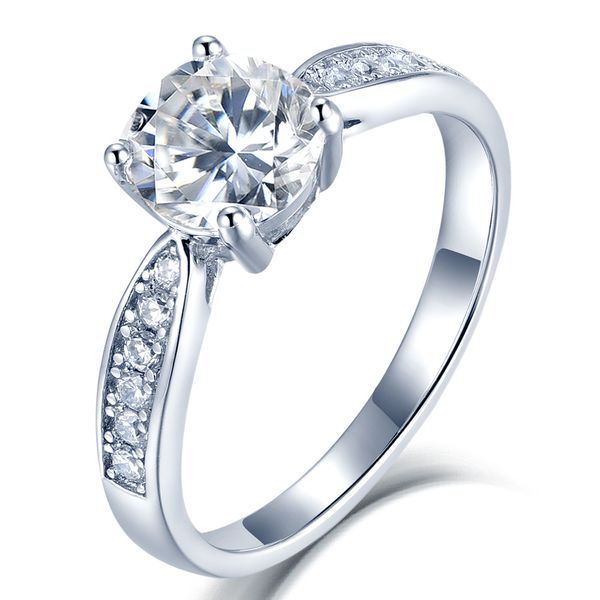 european and american fashion high-end tonglin factory s925 sterling silver womens wedding ring korean classic temperament four-claw simulat
european and american fashion high-end tonglin factory s925 sterling silver womens wedding ring korean classic temperament four-claw simulat