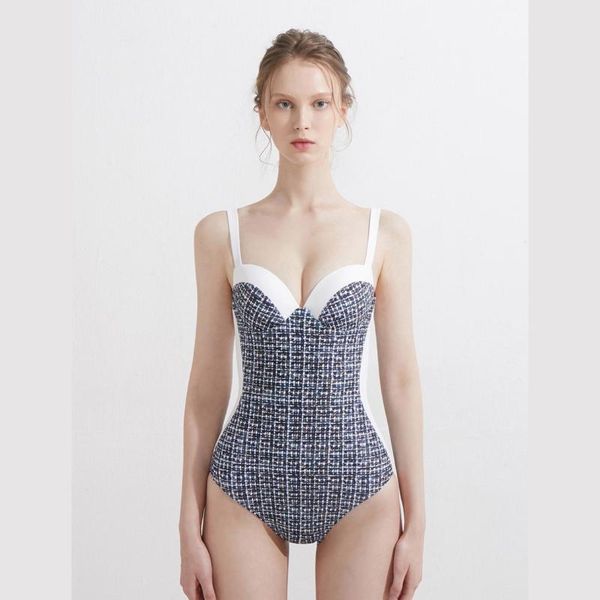 swimsuit women 2021 new temperament simple one piece swim swimsuit fashion color fragrance retro swimwear wome
swimsuit women 2021 new temperament simple one piece swim swimsuit fashion color fragrance retro swimwear wome