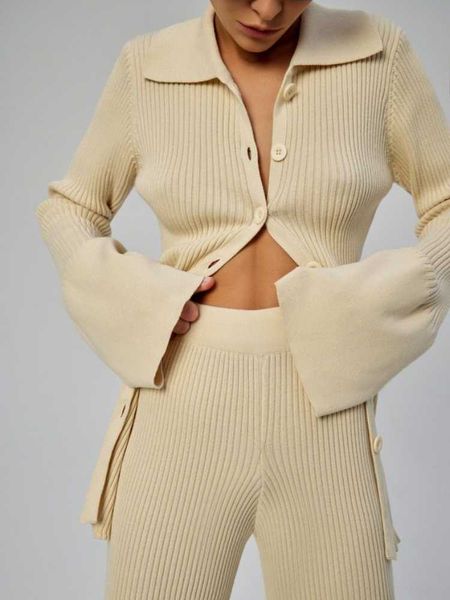women's two piece pants pieces sweater solid color suits women sets oversize fleece roll collar knitted flare sleeve 2022 spring summer, White
women's two piece pants pieces sweater solid color suits women sets oversize fleece roll collar knitted flare sleeve 2022 spring summer, White