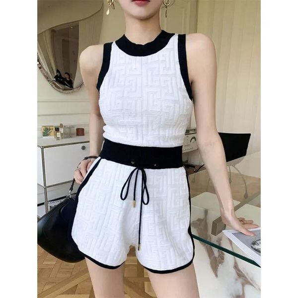 women's tracksuits tsxt 2021 korean version of the summer fashion leisure sports style high sense slim two-piece set, Gray
women's tracksuits tsxt 2021 korean version of the summer fashion leisure sports style high sense slim two-piece set, Gray