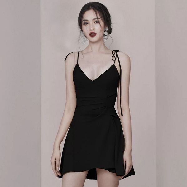 french dress can be worn at ordinary times. the new suspender in summer 2021 short, and the wat is yellow, White;black
french dress can be worn at ordinary times. the new suspender in summer 2021 short, and the wat is yellow, White;black