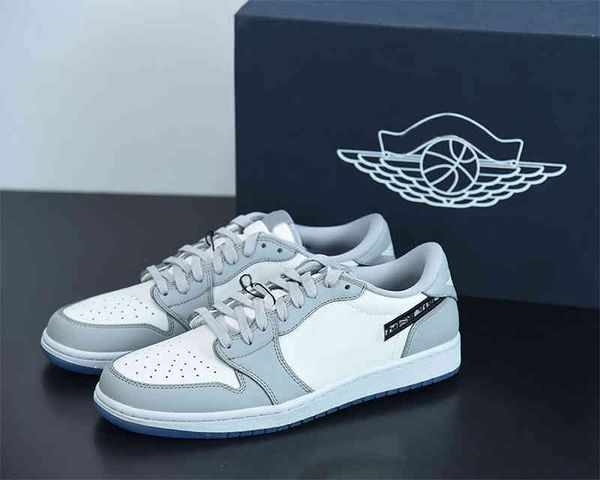 shoes dx low 1 1s jumpman basketball the joint design hyper royal luxury designer men women light grey white trainers sneakers
shoes dx low 1 1s jumpman basketball the joint design hyper royal luxury designer men women light grey white trainers sneakers