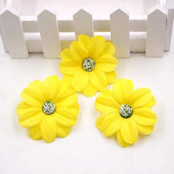 10pcs/lot artificial flowers daisy sunflower for wedding home decoration diy garland scrapbooking handmade jllkad
10pcs/lot artificial flowers daisy sunflower for wedding home decoration diy garland scrapbooking handmade jllkad