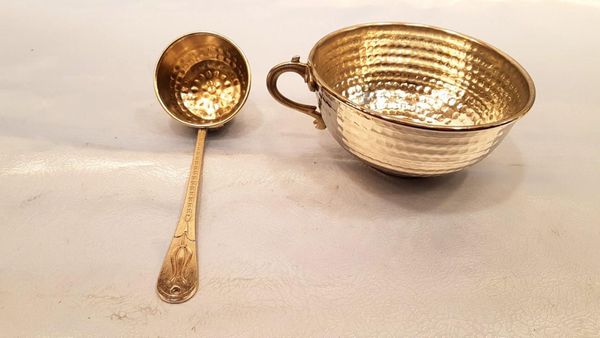 mugs copper bucket and ayran tasi real hammer forged hand made special work pomegranate 2 set ottoman authentic
mugs copper bucket and ayran tasi real hammer forged hand made special work pomegranate 2 set ottoman authentic