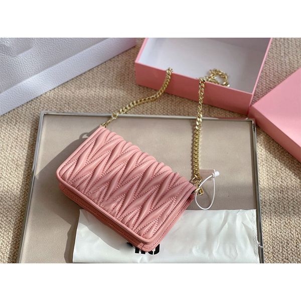 outlet factory spring and summer fashion chain bag style star same women's shoulder luxuryss designerss yw
outlet factory spring and summer fashion chain bag style star same women's shoulder luxuryss designerss yw