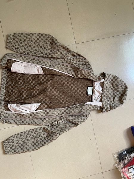 designer jacket 2020 fashion tide mens jacket coat letters printed luxury mens hoodie casual pullover sport coat outdoor windbreak clothing, Gray
designer jacket 2020 fashion tide mens jacket coat letters printed luxury mens hoodie casual pullover sport coat outdoor windbreak clothing, Gray