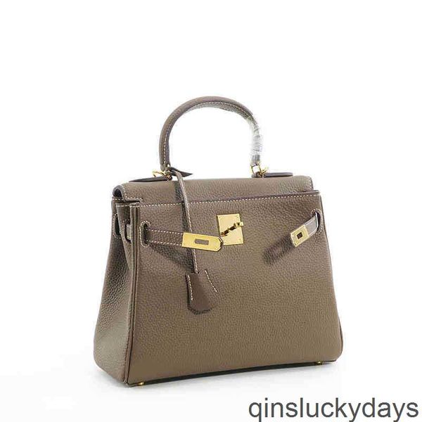 factory outlet luxury handbags h designer handbag tubao kelys bag red portable wedding bride yi0o
factory outlet luxury handbags h designer handbag tubao kelys bag red portable wedding bride yi0o