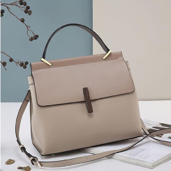 evening bags women totes luxury handbags bag larger capacity purse and sac a main femme de marque luxe cuir 2021
evening bags women totes luxury handbags bag larger capacity purse and sac a main femme de marque luxe cuir 2021