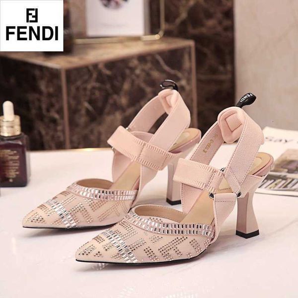 dress slippers pumps designer heels sandals luxury mules slides brand loafers ballerinas sneakers women shoes high 5cmu, Black;white
dress slippers pumps designer heels sandals luxury mules slides brand loafers ballerinas sneakers women shoes high 5cmu, Black;white
