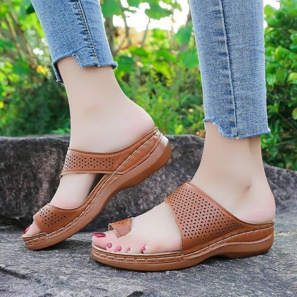 sandals women's summer style slope with human-made slippers outdoor open-toed comfortable casual beach shoes, Black
sandals women's summer style slope with human-made slippers outdoor open-toed comfortable casual beach shoes, Black