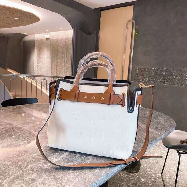 louis vutton bagretro letter printing large capacity canvas shopping bag luxury designer ladies handbag fashion all-match one-shoulder messe
louis vutton bagretro letter printing large capacity canvas shopping bag luxury designer ladies handbag fashion all-match one-shoulder messe