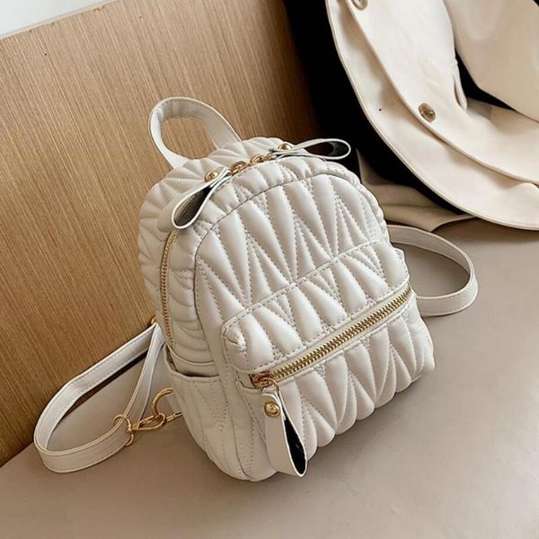 fashion women backpack bag 2021 pu leather women backpack designers brand for teenage girl pleated travel rucksack
fashion women backpack bag 2021 pu leather women backpack designers brand for teenage girl pleated travel rucksack