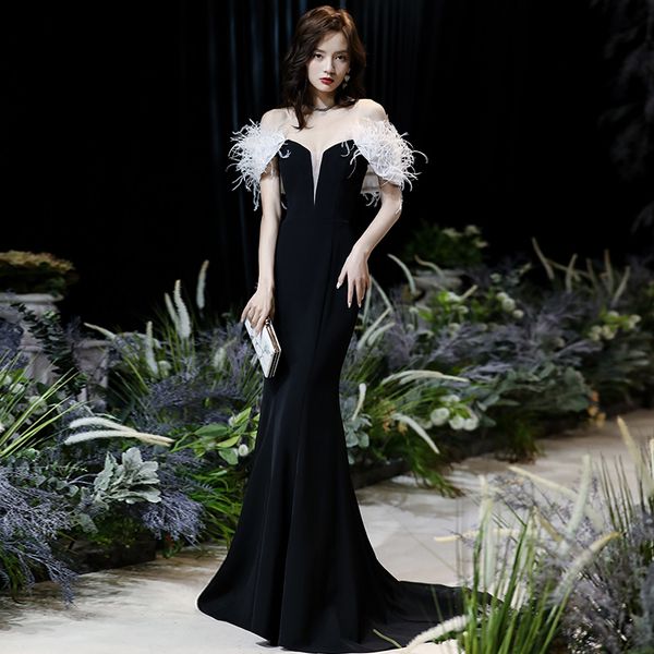 chic feather off shoulder tulle deep v neck pageant party gown pretty slim female banquet little trailing mermaid dress evening, Black;red
chic feather off shoulder tulle deep v neck pageant party gown pretty slim female banquet little trailing mermaid dress evening, Black;red