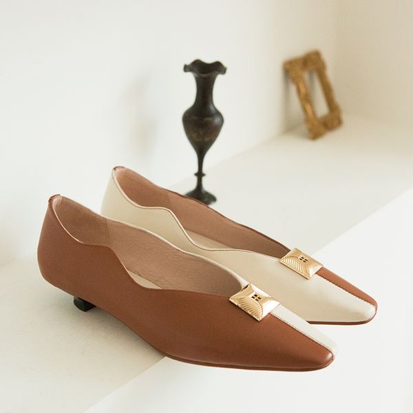 Womens genuine leather kitten heel square toe elegant ladies evening dress pumps square toe female soft comfortable OL shoes, Beige
Womens genuine leather kitten heel square toe elegant ladies evening dress pumps square toe female soft comfortable OL shoes, Beige