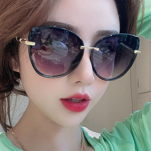 sunglasses luxury women shades for woman glasses fashion sun female eyewear, White;black
sunglasses luxury women shades for woman glasses fashion sun female eyewear, White;black