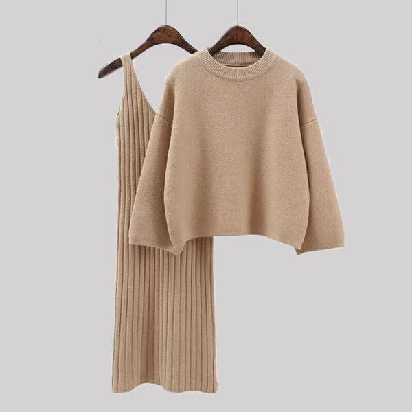 2021 new autumn winter women sweater straped female casual two-pieces sets pullover knitted mini sweaters zowp, Black;gray
2021 new autumn winter women sweater straped female casual two-pieces sets pullover knitted mini sweaters zowp, Black;gray