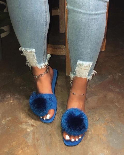 slippers 2021 summer hair ball can be worn outside flat comfortable wild one-line large size spot wholesale, Black
slippers 2021 summer hair ball can be worn outside flat comfortable wild one-line large size spot wholesale, Black